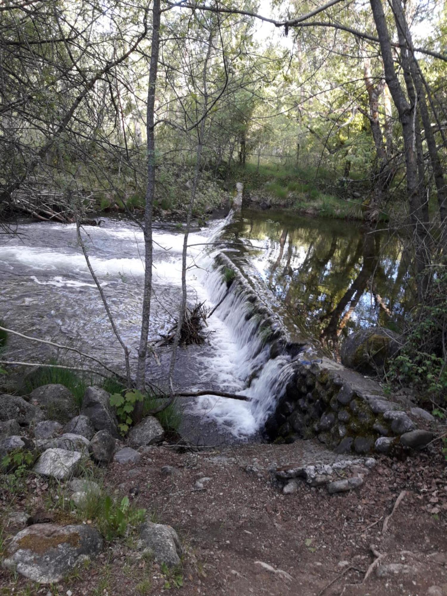 Pensjonat Zaguan Rascafría Zewnętrze zdjęcie